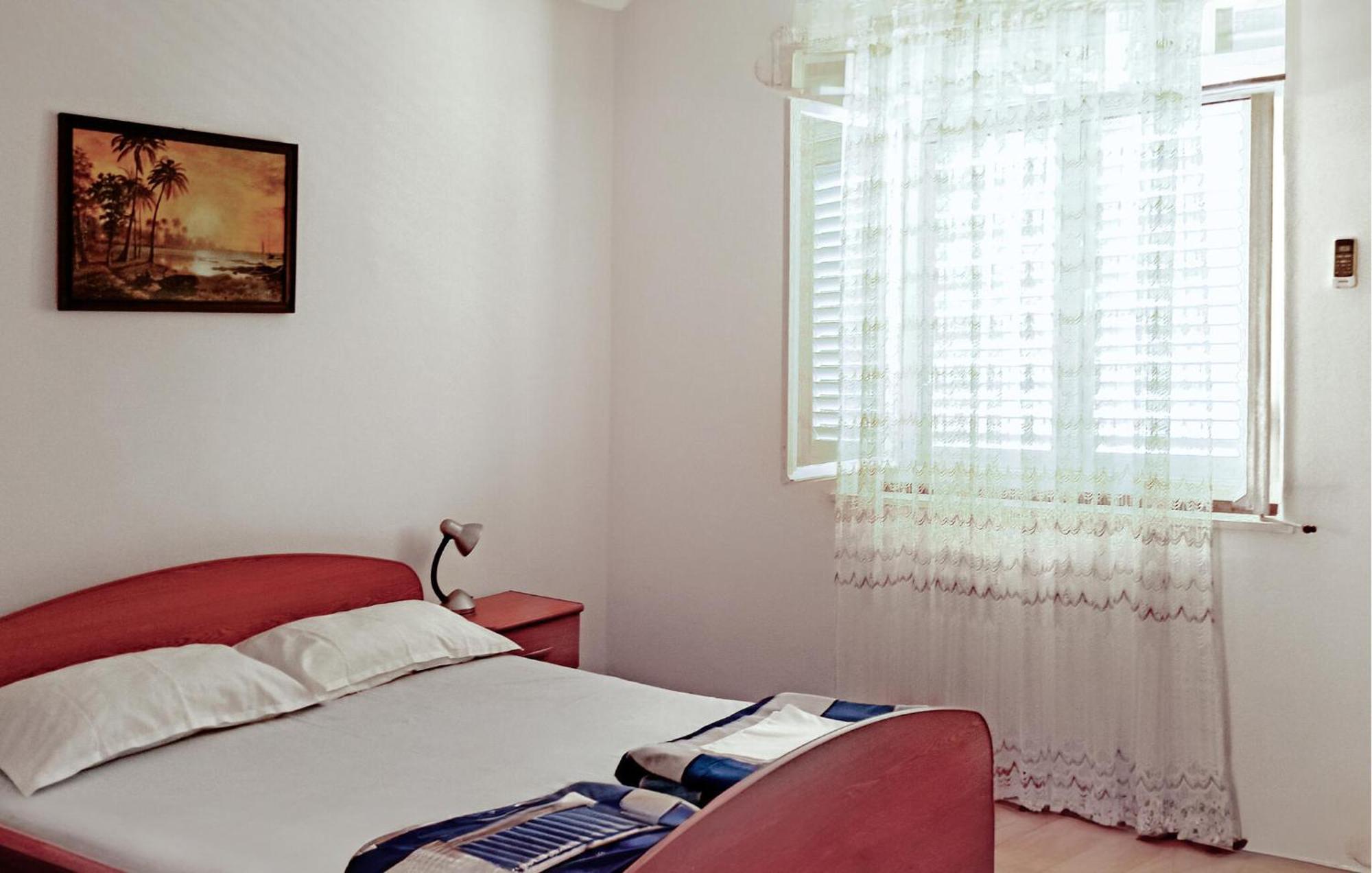 Amazing Apartment In Lumbarda With Kitchen Kültér fotó