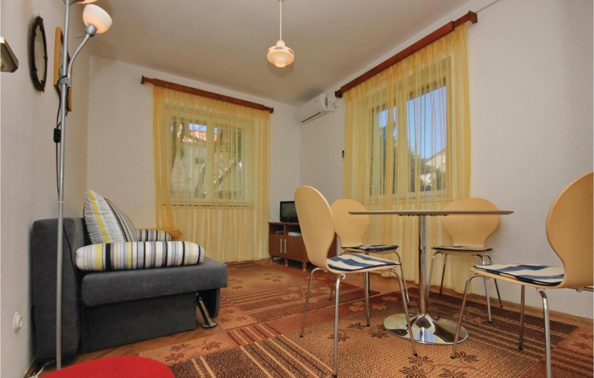 Amazing Apartment In Lumbarda With Kitchen Kültér fotó